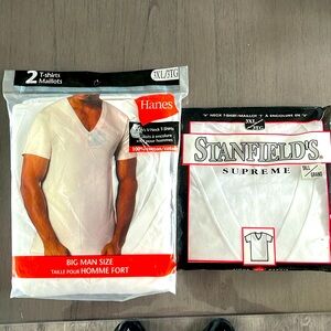 Men’s v-neck t-shirts